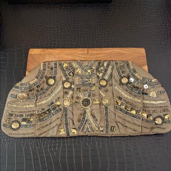Pelle Moda Handbags - Embellished Wood Frame Clasp Clutch